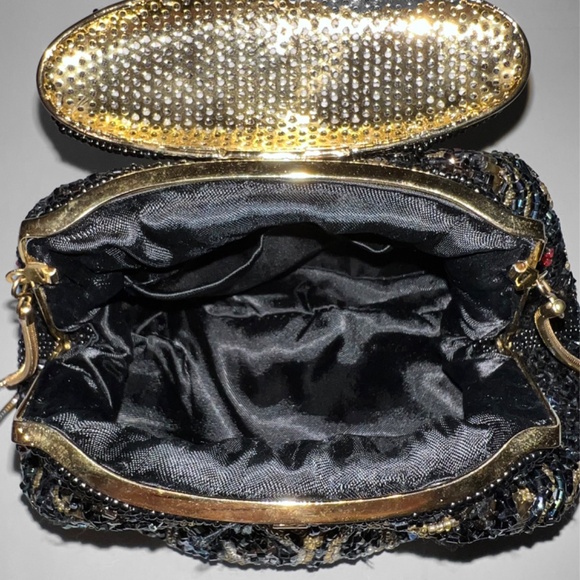 Small Black & Gold Beaded Clutch - Picture 9 of 9